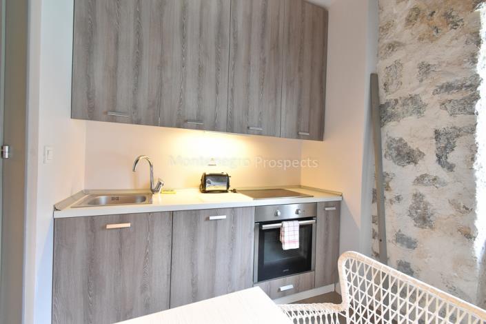 Image No.9-Maison de 2 chambres à vendre à Kotor