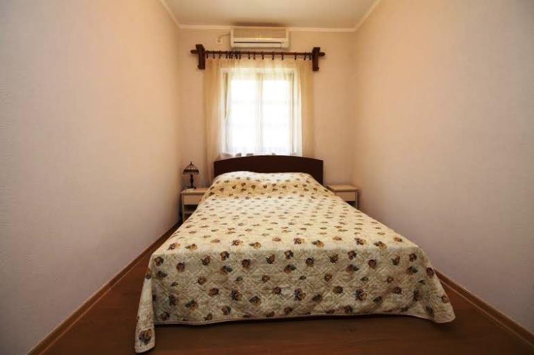 Image No.9-3 Bed House for sale