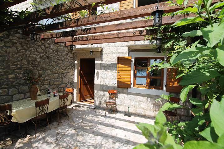 Image No.2-3 Bed House for sale