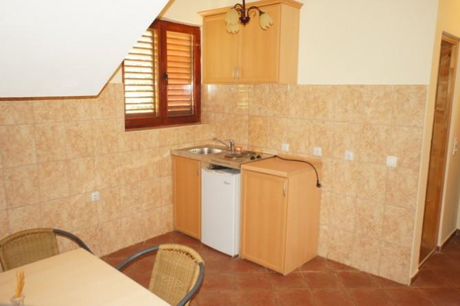 Image No.7-Maison de 2 chambres à vendre à Susanj