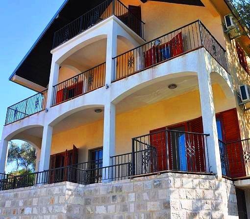 Image No.10-2 Bed Apartment for sale