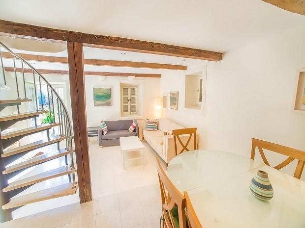 Image No.3-3 Bed House for sale