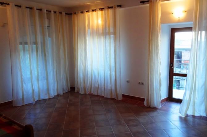 Image No.14-Maison de 6 chambres à vendre à Prcanj