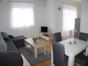 Image No.2-Appartement de 2 chambres à vendre à Herceg Novi