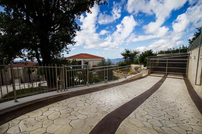 Image No.28-4 Bed Villa for sale