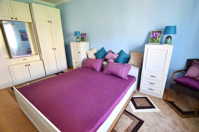 Image No.12-2 Bed House for sale