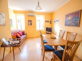 Image No.2-Maison de 2 chambres à vendre à Herceg Novi