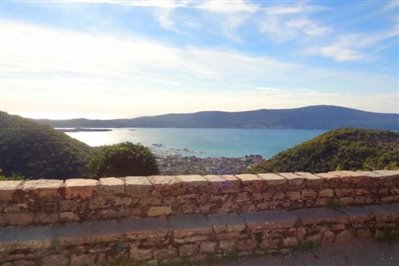 Terre à vendre à Tivat