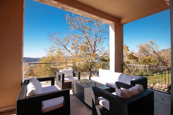 Image No.2-Maison / Villa de 3 chambres à vendre à Kavac