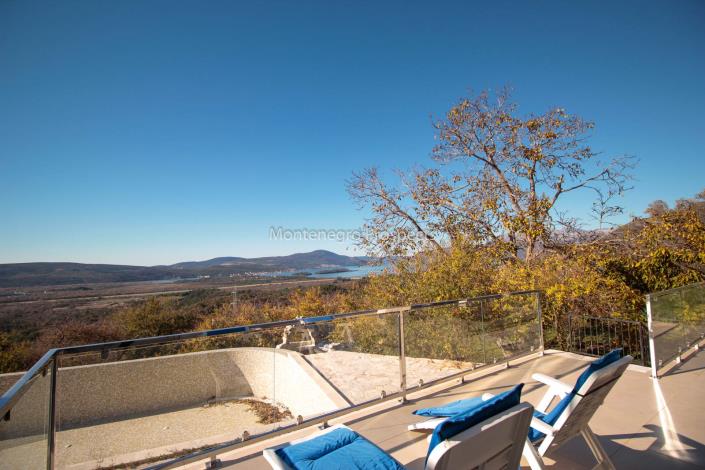 Image No.5-Maison / Villa de 3 chambres à vendre à Kavac