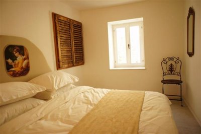 duplex-apartment-in-the-old-town-of-budva-6934--12-