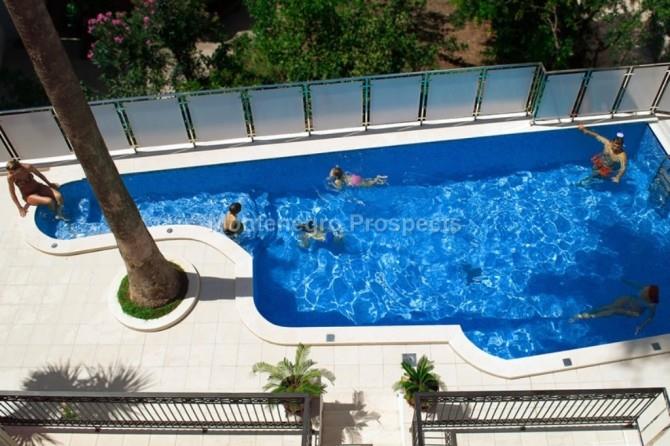 Image No.2-Un hôtel de 20 chambres à vendre à Petrovac