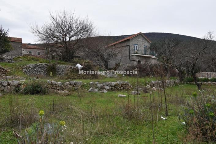 Image No.9-3 Bed Farmhouse for sale