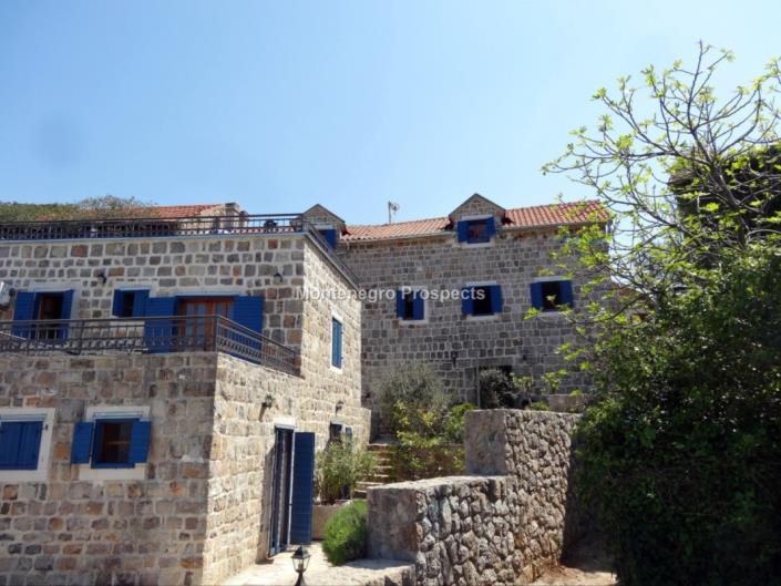 Image No.10-Maison / Villa de 7 chambres à vendre à Tivat