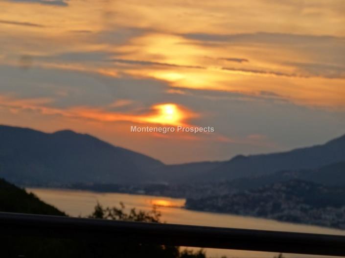 Image No.18-Maison / Villa de 7 chambres à vendre à Tivat