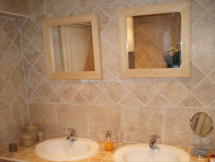 Image No.21-Maison / Villa de 7 chambres à vendre à Tivat