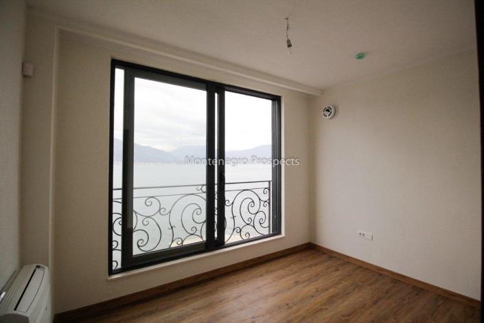 Image No.7-Villa de 3 chambres à vendre à Tivat