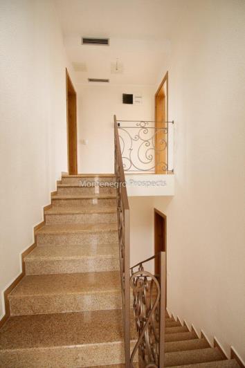 Image No.8-Villa de 3 chambres à vendre à Tivat