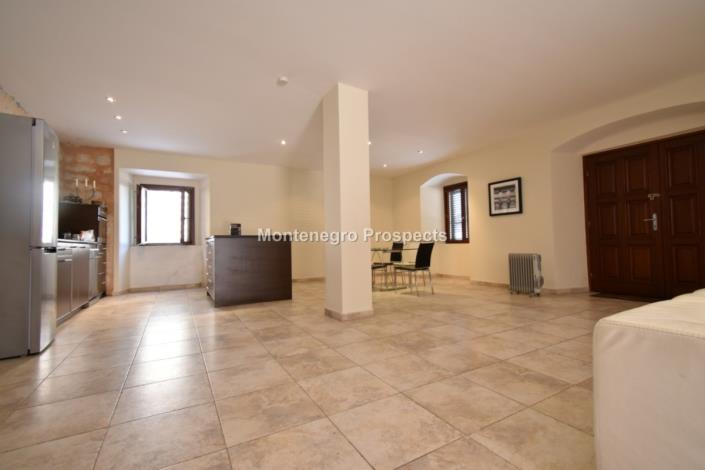 Image No.3-Appartement de 2 chambres à vendre à Prcanj