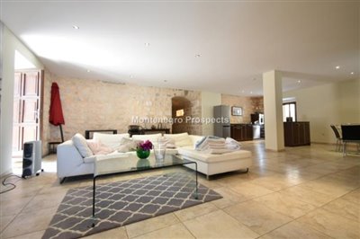 Appartement de 2 chambres à vendre à Prcanj