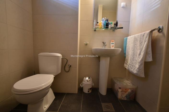 Image No.7-Appartement de 2 chambres à vendre à Ðenovici