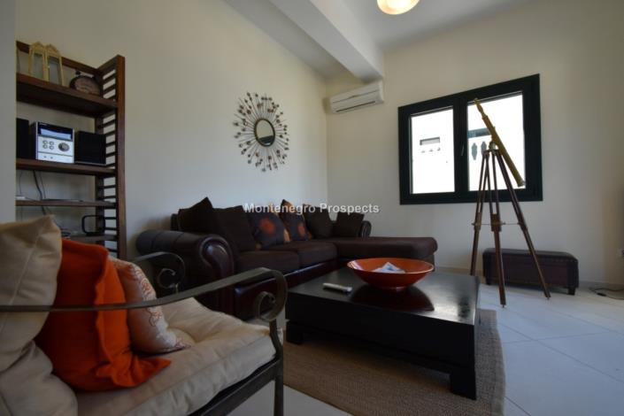 Image No.2-Appartement de 2 chambres à vendre à Dobrota