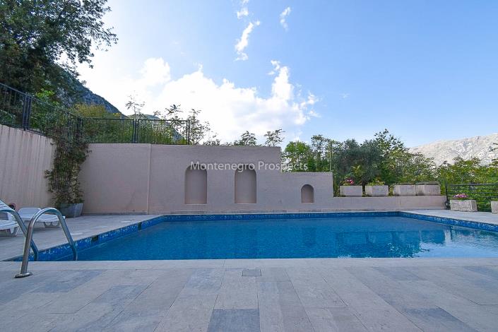 Image No.20-2 Bed Apartment for sale