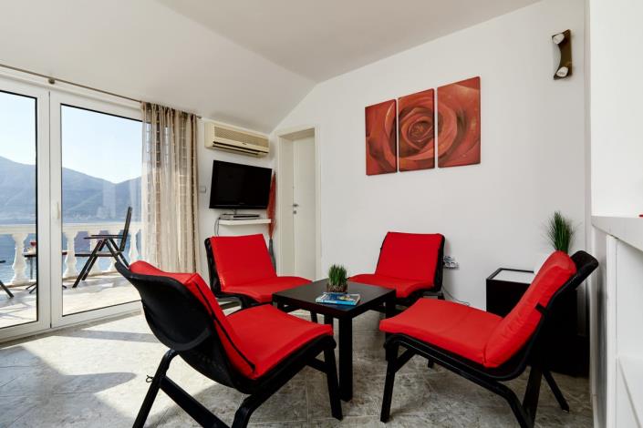 Image No.4-Appartement de 2 chambres à vendre à Kotor