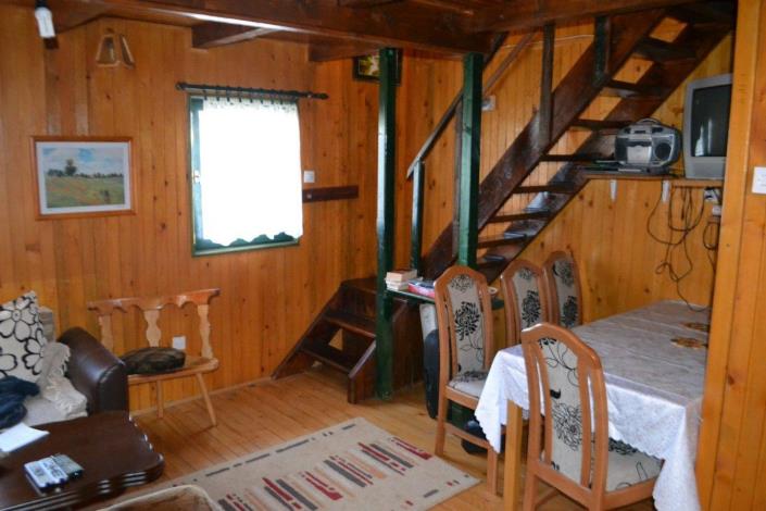 Image No.8-2 Bed House for sale