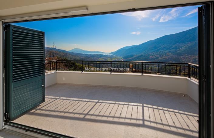 Image No.3-Villa de 3 chambres à vendre à Herceg Novi