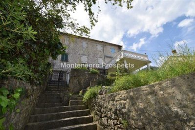 Maison de 3 chambres à vendre à Prcanj