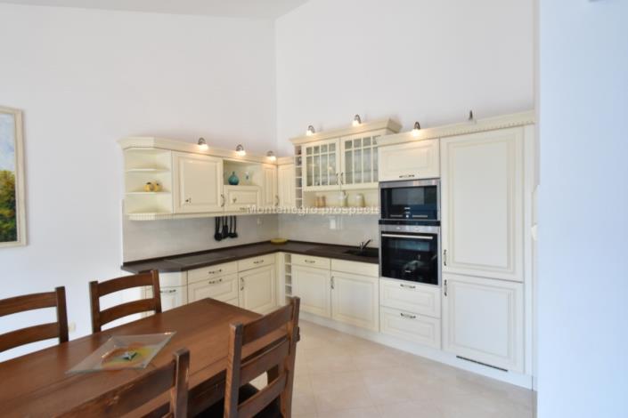 Image No.15-Appartement de 4 chambres à vendre à Kotor