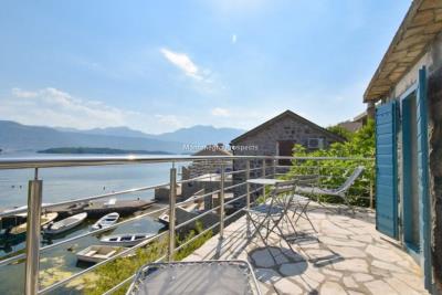 Kakrc-waterfront-semidetached-house-13082--12-