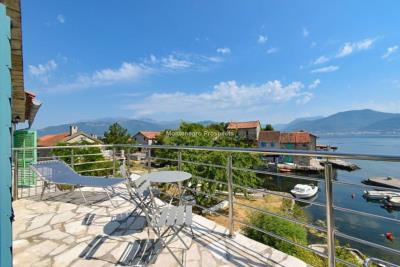 Kakrc-waterfront-semidetached-house-13082--16-