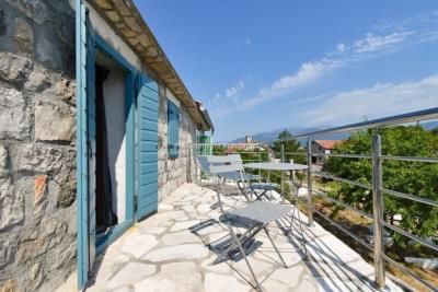 Kakrc-waterfront-semidetached-house-13082--18-