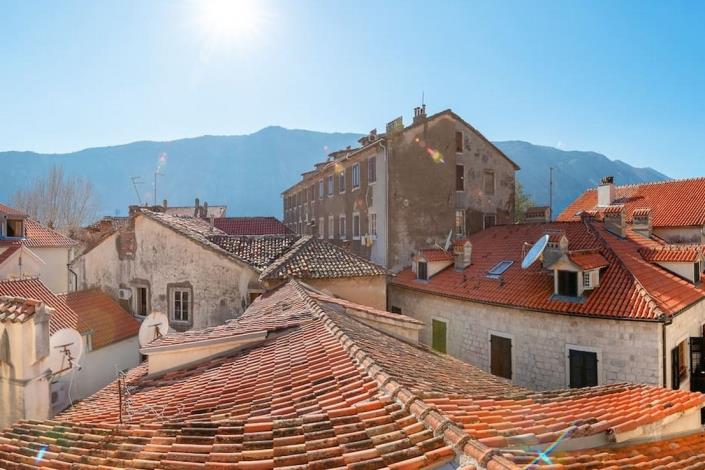 Image No.1-Appartement de 2 chambres à vendre à Kotor