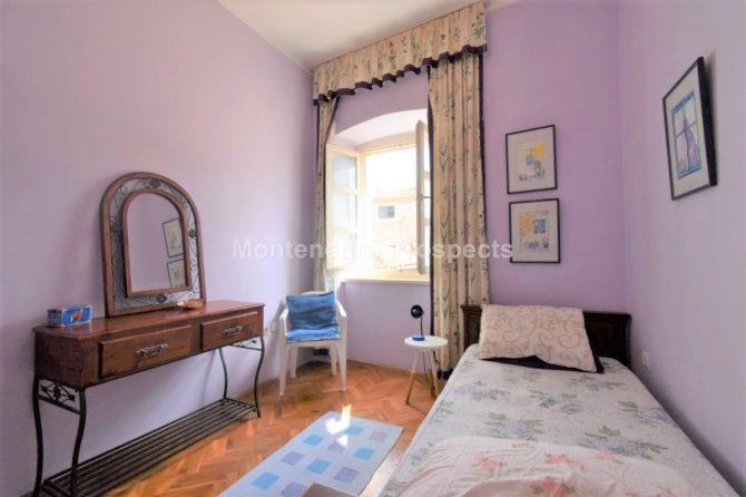 Image No.12-3 Bed Apartment for sale