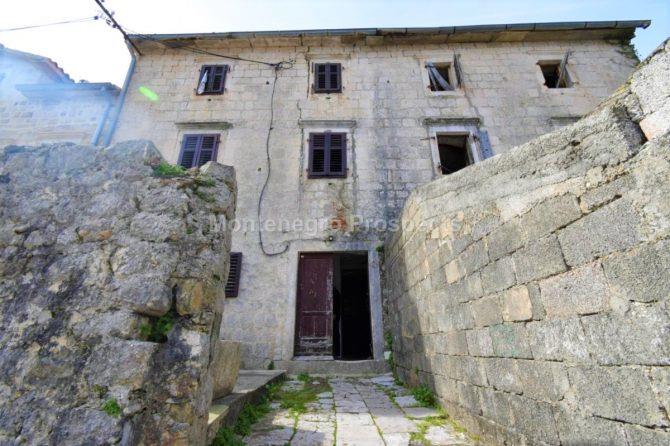 Image No.2-5 Bed Apartment for sale