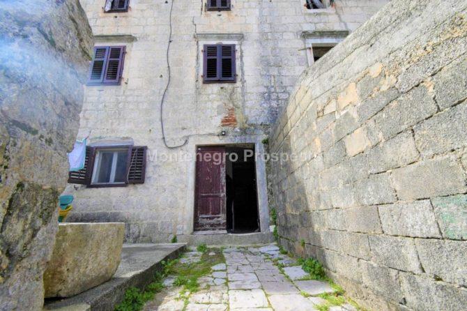 Image No.3-5 Bed Apartment for sale