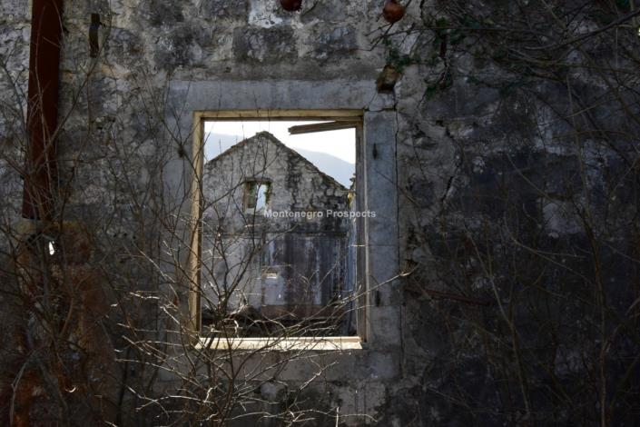 Image No.7-Maison à vendre à Kotor