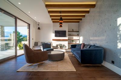 Modern-two-bedroom-villa-with-sea-views--Kotor-Bay--13214--26-