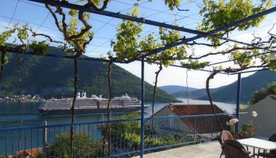 1 - Perast, Maison