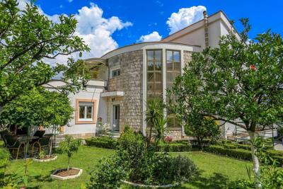 Maison de 4 chambres à vendre à Bijela