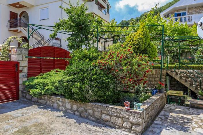 Image No.3-Maison de 4 chambres à vendre à Bijela