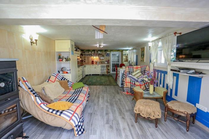 Image No.10-Maison de 4 chambres à vendre à Bijela