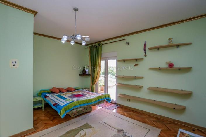 Image No.16-Maison de 4 chambres à vendre à Bijela