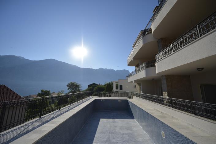 Image No.6-Apartment for sale