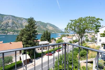 family_house_with_excellent_rental_potential_and_sea_views_dobrota_13412_23