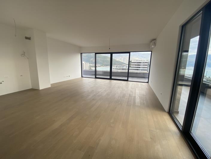 Image No.15-3 Bed Apartment for sale