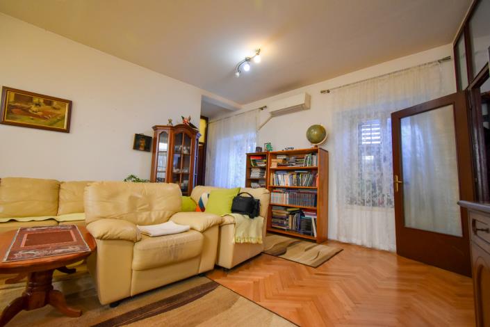 Image No.4-Appartement de 3 chambres à vendre à Kotor